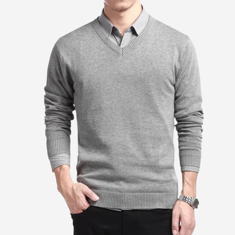 LUXEOUTFIT | Slim V-Neck Sweater