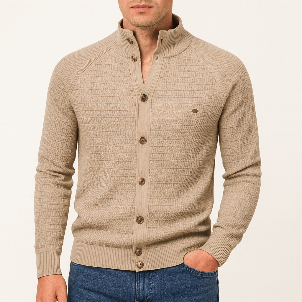 LUXEOUTFIT | Slim Knit Sweatshirt